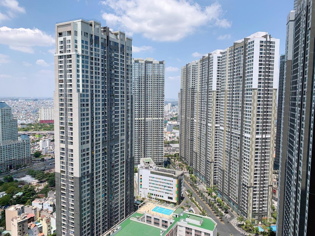 Homes By Christine - Vinhomes Central Park Хошимин Екстериор снимка