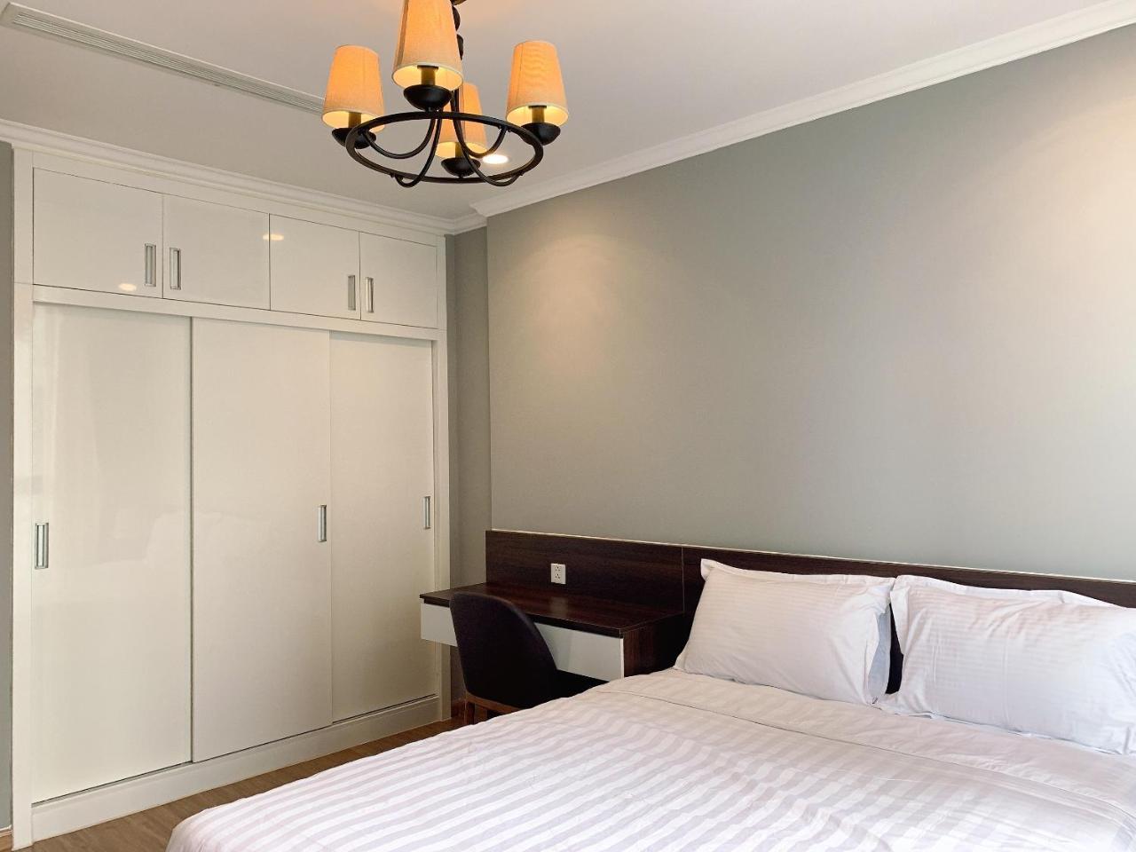 Homes By Christine - Vinhomes Central Park Хошимин Екстериор снимка