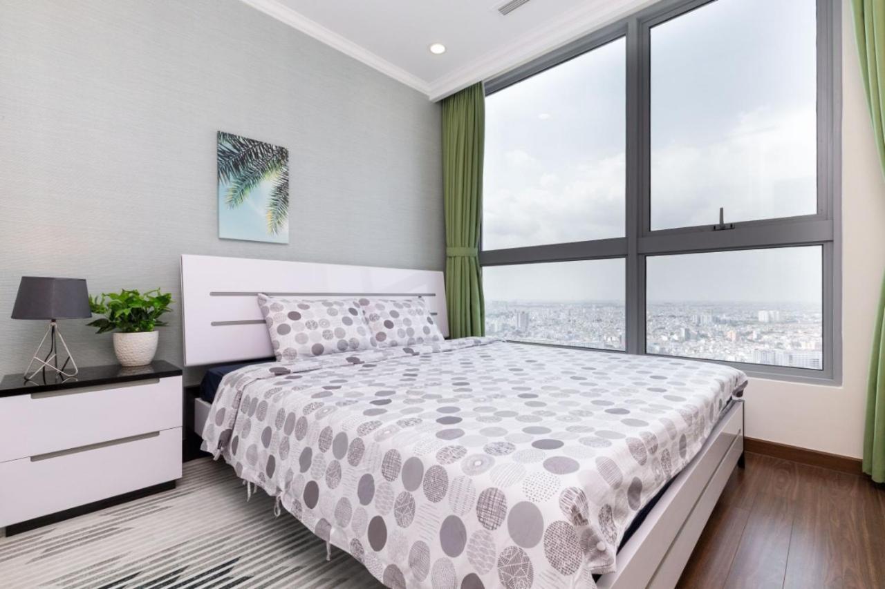 Homes By Christine - Vinhomes Central Park Хошимин Екстериор снимка
