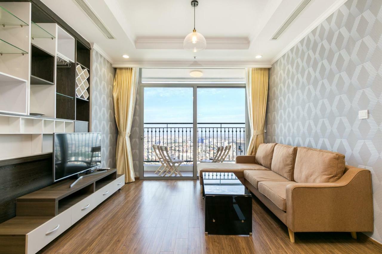 Homes By Christine - Vinhomes Central Park Хошимин Екстериор снимка