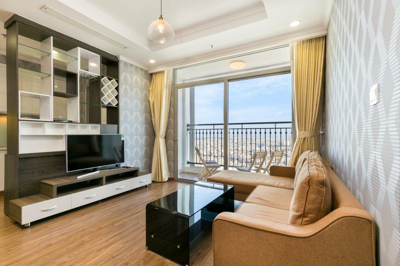 Homes By Christine - Vinhomes Central Park Хошимин Екстериор снимка