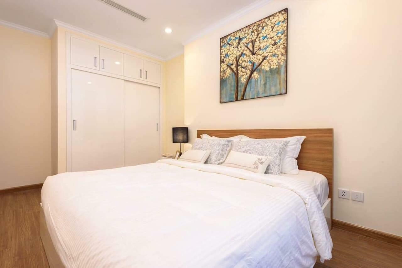 Homes By Christine - Vinhomes Central Park Хошимин Екстериор снимка
